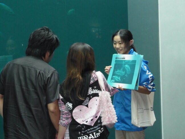 解説員　藁谷さん①